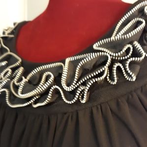 ZIPPER NECKLINE SHIFT DRESS